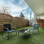A Orly - Logement Moderne Pres De L\'Aeroport